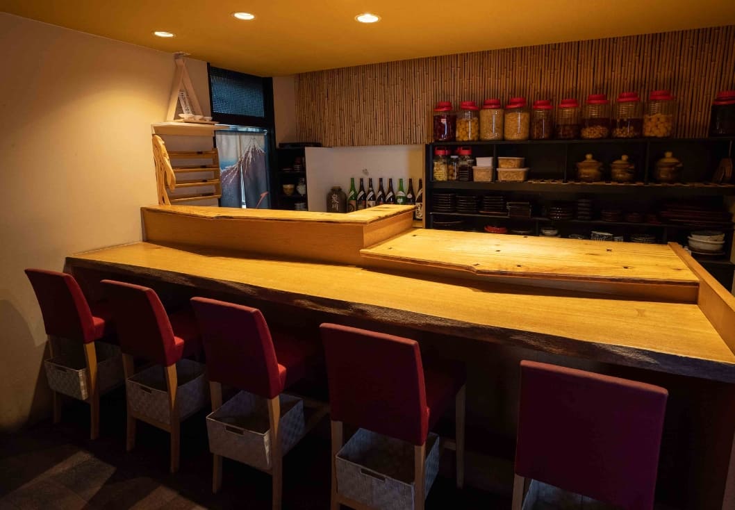 瀬戸内の地魚、地酒、郷土料理豊かな時間を“みや崎”で楽しむ